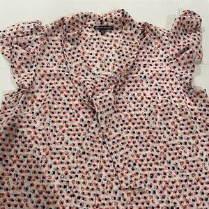 Adrianna Papell ruffle cap sleeve blouse with tie size L